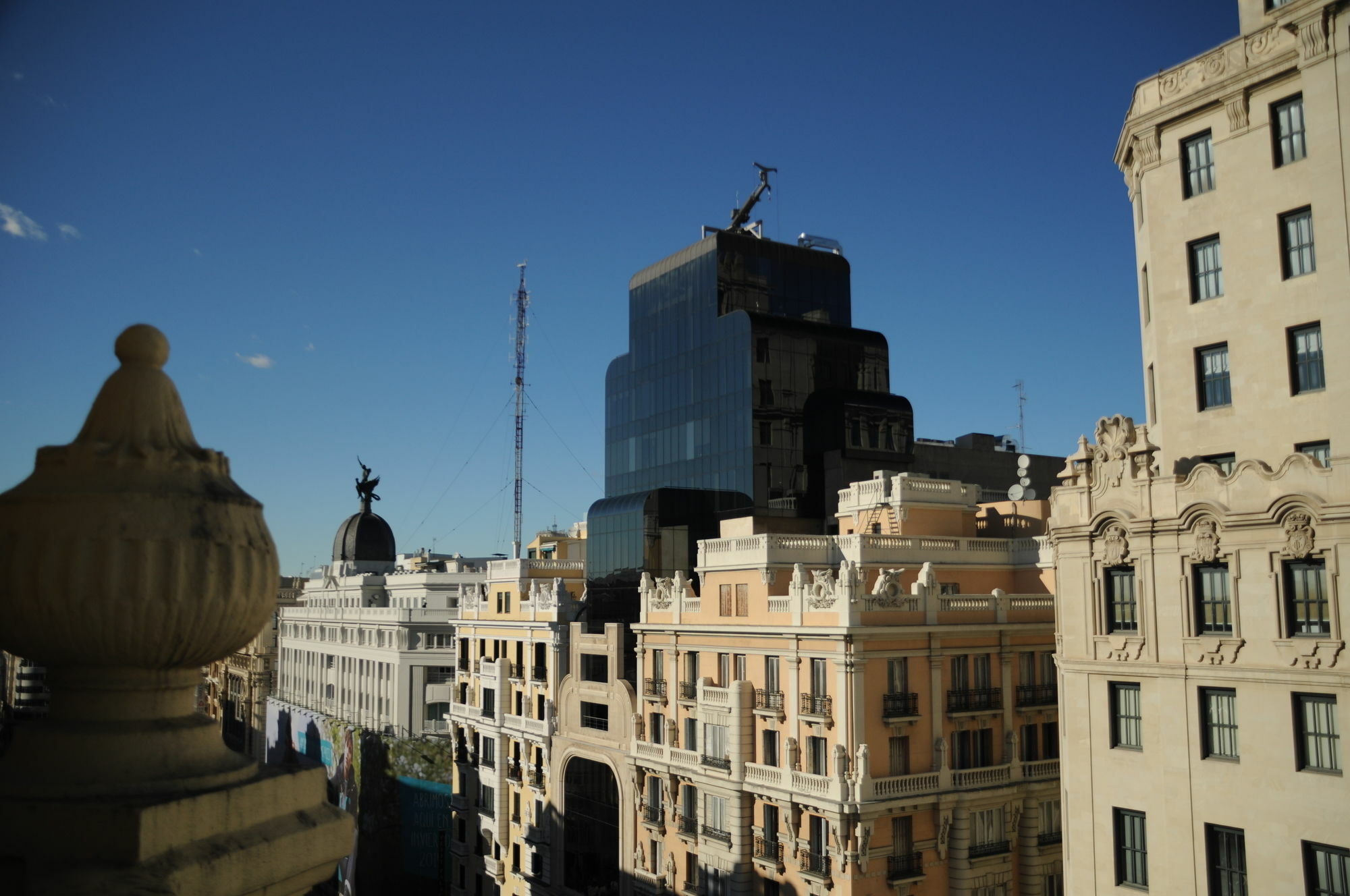 Hostal Luis XV Hotel Madrid Exterior photo